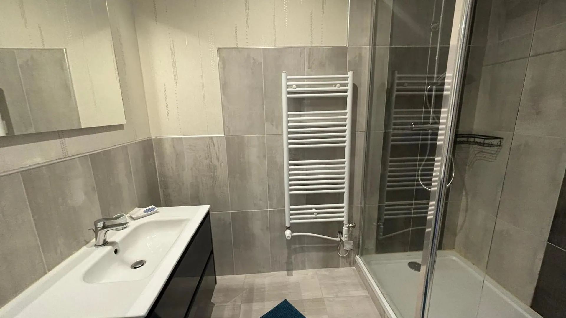 Bed & Breakfast L'Ajasserie D'Orcival