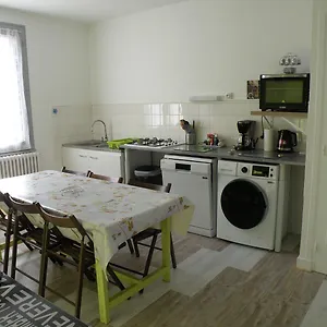  Appartement Tulipe, 5 Personnes, Entre Sancy Et Volcans D'auvergne